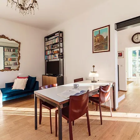 Rocawood - By Myhomeincomo Semesterbostad *