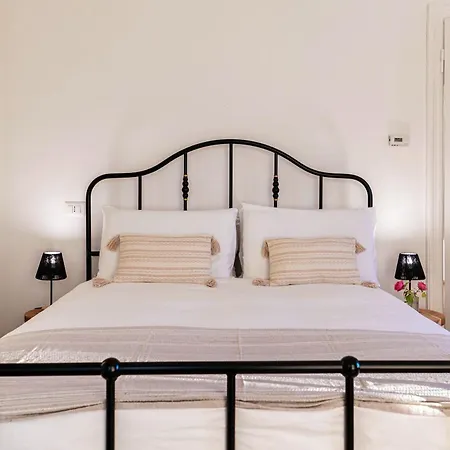 Rocawood - By Myhomeincomo * Brunate