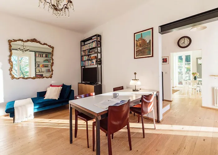 Rocawood - By Myhomeincomo Feriehus *