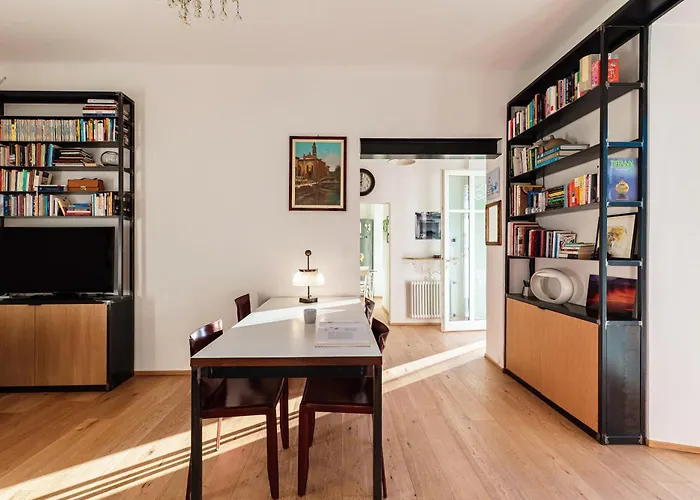 Rocawood - By Myhomeincomo Feriehus