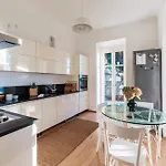 Rocawood - By Myhomeincomo Casa vacanze Brunate