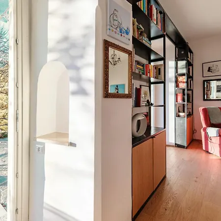 Vakantiehuis Rocawood - By Myhomeincomo Brunate