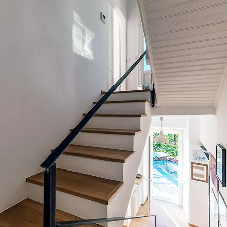 Vakantiehuis Rocawood - By Myhomeincomo Brunate